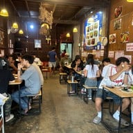 ส้มตำเจ๊แต๋น เจ๊แต๋น