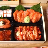 บรรยากาศ (ร้านดังเปิดใหม่!!) Salmon Seasons - สาขา Town in Town -
