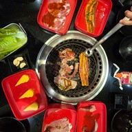 AKA เดอะมอลล์งามวงศ์วาน