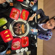 AKA เดอะมอลล์งามวงศ์วาน