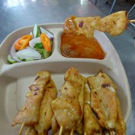 โหงวเฮ้ง สะเต๊ะ ท่าดินแดง