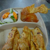 โหงวเฮ้ง สะเต๊ะ ท่าดินแดง