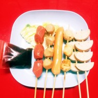 ปิ้ง&ย่าง หลานหลวง