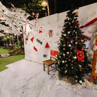 Monstera Cafe & Restaurants Monstera Cafe Angthong