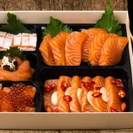 เมนูของร้าน (ร้านดังเปิดใหม่!!) Salmon Seasons - สาขา Town in Town -