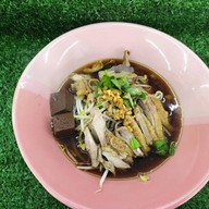 ก๋วยเตี๋ยวเป็ด109byฑูรโภชนา ตลาดมารวยไนท์มาร์เก็ตโซนห้องแอร์