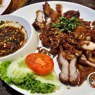 ไฟแดง เยาวราช ข้าวต้ม นครปฐม