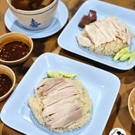 เมนูของร้าน ข้าวมันไก่ 888 สามแปด พัฒนาการ