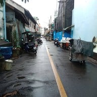ในรู บ้านเลขที13 ถ. นิพัทธ์อุทิศ 3 ซอย 1