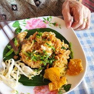 เมนูของร้าน ก๋วยเตี๋ยวไทย นุชสุโขทัย 4