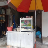 หน้าร้าน ก๋วยเตี๋ยวป้าหล้า