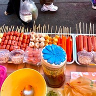 ยำ - yum (เสรีไทย)