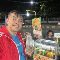 ป้าวุ้น ตลาดต้นพยอม