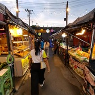 บรรยากาศ Black Market