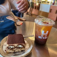 Half a Hund HALF A HUND Coffee cafe