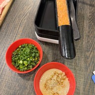 Shabubomb  (ชาบู ข้าวหน้าเนื้อพ่นไฟ) รามคำแหง