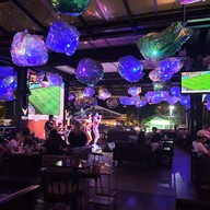 บรรยากาศ Zoods & Virtigo (Pub and Restaurant)