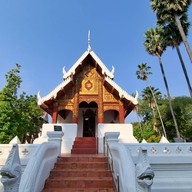 วัดพระแก้วดอนเต้าสุชาดาราม (พระอารามหลวง) (วัดสุชาดาราม)