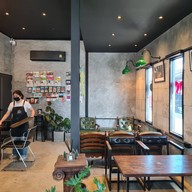 บรรยากาศ Teddyboost.koffee(E=mc² coffee) สาย2