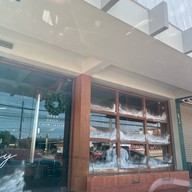 Half a Hund HALF A HUND Coffee cafe