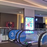บรรยากาศ เอส เอฟ ซีเนม่า แจสเออเบิร์น ศรีนครินทร์
