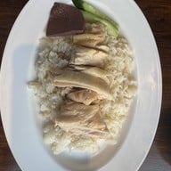 ⭐️อ้วนนะหมูกรอบชาชู ข้าวมันไก่