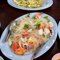 เมนูของร้าน ครัวลุงรัตน์
