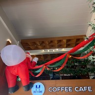 Half a Hund HALF A HUND Coffee cafe