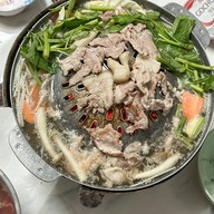 เหน่งหมูย่างเกาหลี(หมูกระทะ)เจ้าเก่าวัดเสด็จ