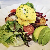 เมนูของร้าน Préf Café & Bar Sathon 11