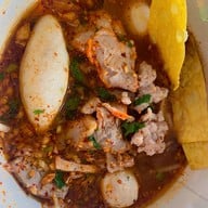 เมนูของร้าน ก๋วยเตี๋ยวลมโชย