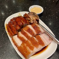 Four Seasons Chinese Restaurant เซ็นทรัลชิดลม