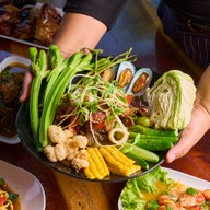 ตำนัว ครัวป่า ท่ายาง