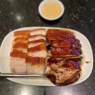 Four Seasons Chinese Restaurant เซ็นทรัลชิดลม