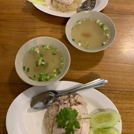 ติงลี่ข้าวมันไก่