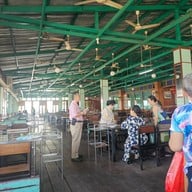 เรือนอาหารทะเลวังมุข