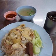 ร้านศรีนวลข้าวมันไก่