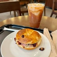 Starbucks อาคารจัสมิน