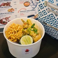 Klinnuea.bkk Khao Soi