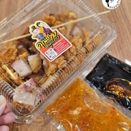 เมนูของร้าน คุณชายหมูกรอบ คุณชายหมูกรอบ