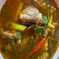 คอหมูย่างหน้าวิลล่า