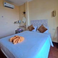 Sunshine Resort Koh Larn