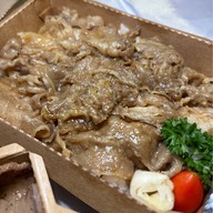 成田屋 Naritaya Sriracha