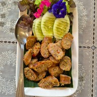 เมนูของร้าน เฮือนสายน้ำผึ้ง