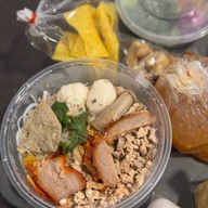 ครัววังทอง ข้าวแกง ตามสั่ง อาหารจานด่วน บางแก้ว