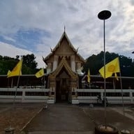 วัดไผ่ล้อม
