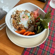 ต้นไม้และใบผัก อัมพวา, สมุทรสงคราม