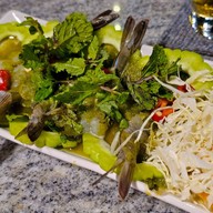 Good's bar lampang (กู๊ดบาร์)