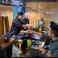 บรรยากาศ ชินนิจิ Shin Nichi -