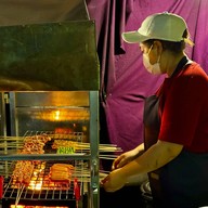 บรรยากาศ ปิ้งย่างหม่าล่าหน้าแบงค์